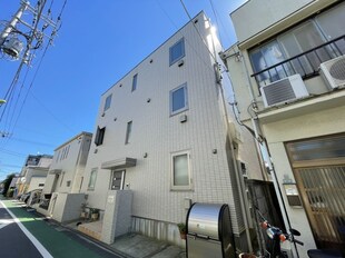 クレスト三軒茶屋の物件外観写真